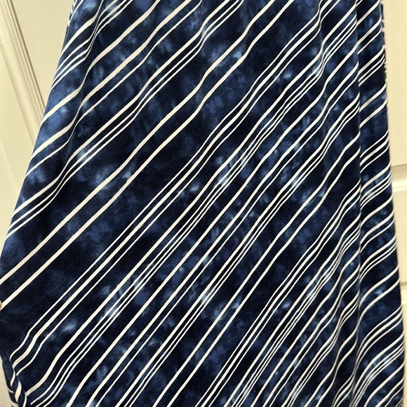 Maurices Maxi Skirt Size M - Picture 3 of 4